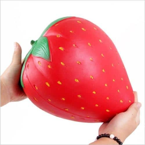 Squishy Riesen Erdbeere-2 Squishy Riesen Erdbeere